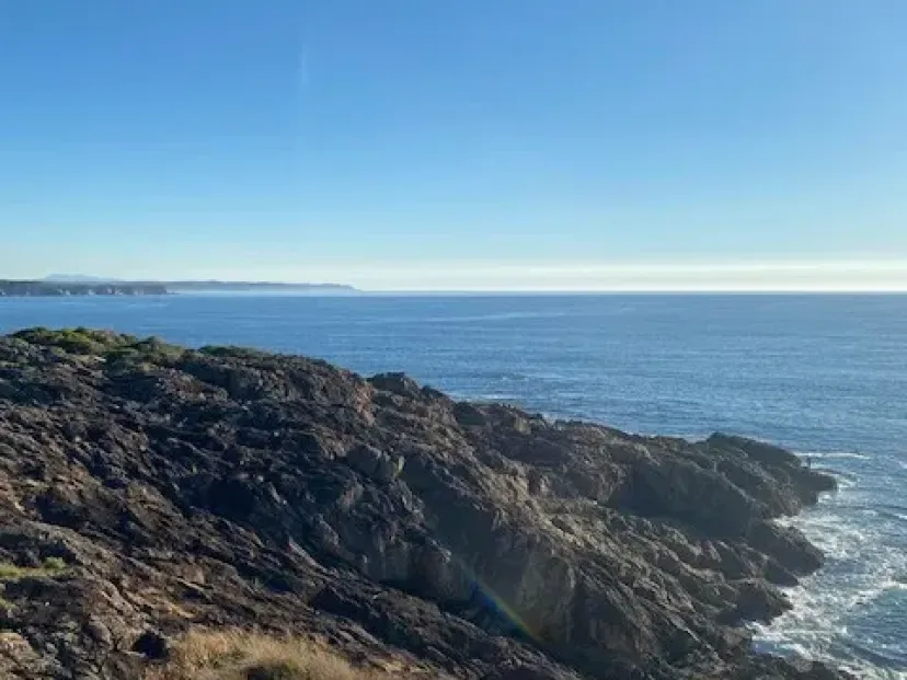 Rocky coastline and ocean on the Kalaru to Tathra route