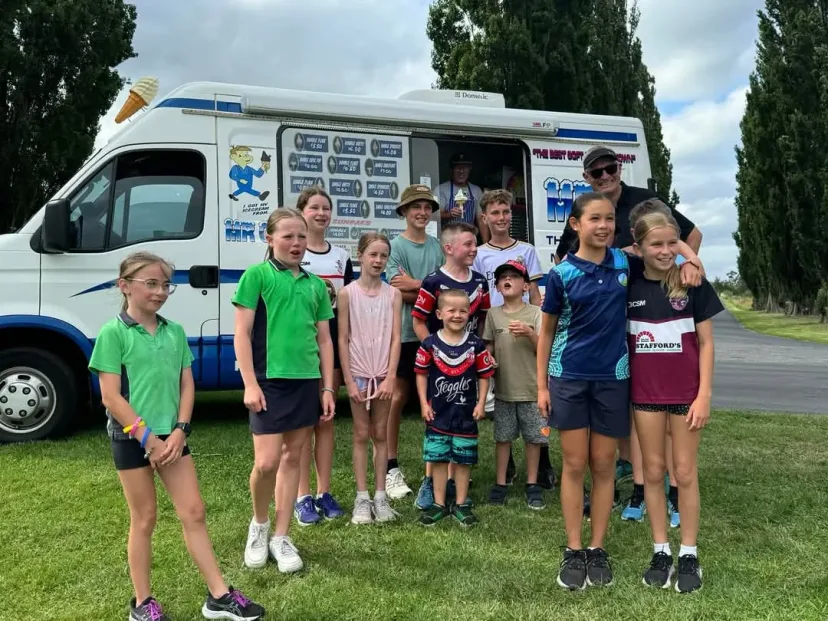 Junior Run Club session on the oval