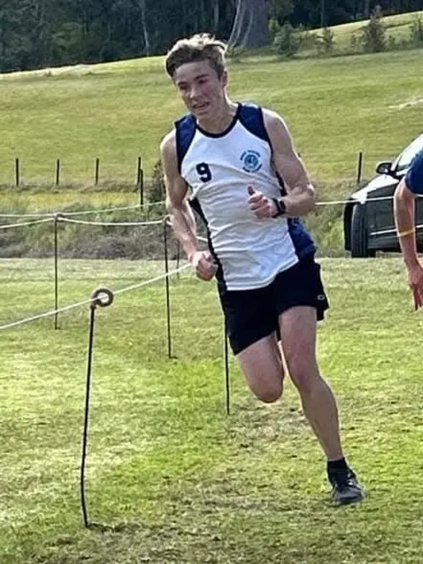 Junior Run Club session on the oval